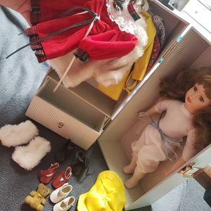 Lasting impressions companion collection 1997 porcelain doll and wardrobe